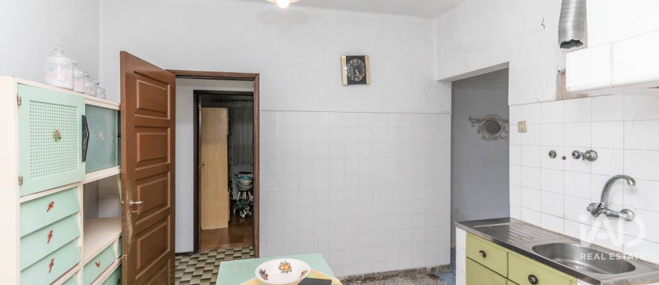 Single story home T3 in Maceira of 108 m²