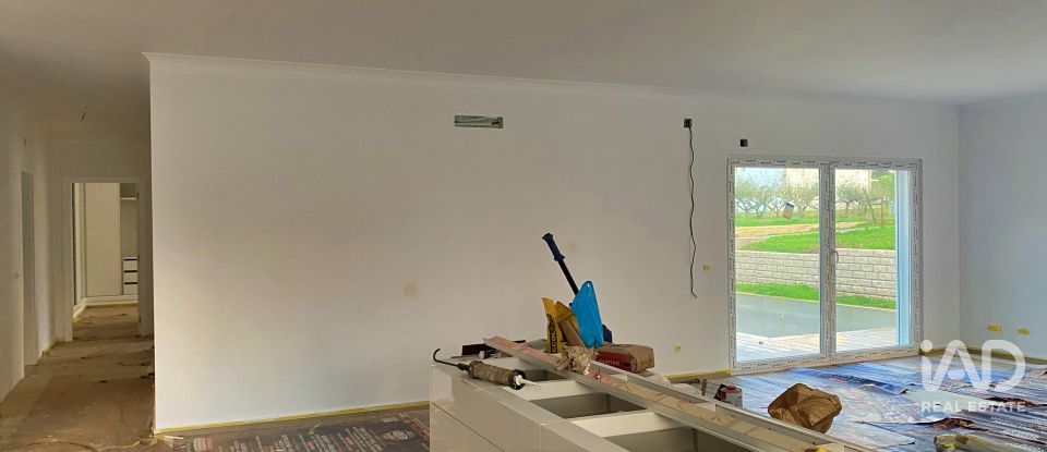 Moradia T3 em Caldas da Rainha - Nossa Senhora do Pópulo, Coto e São Gregório de 171 m²