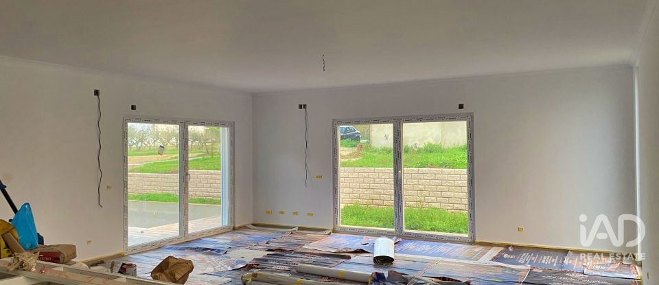 Moradia T3 em Caldas da Rainha - Nossa Senhora do Pópulo, Coto e São Gregório de 171 m²