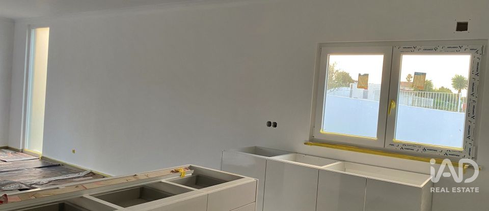 Moradia T3 em Caldas da Rainha - Nossa Senhora do Pópulo, Coto e São Gregório de 171 m²