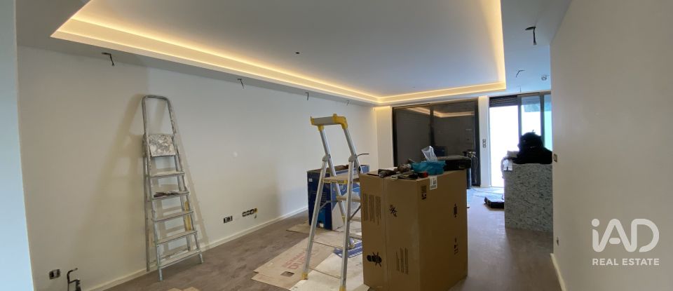 Apartamento T3 em Mafamude e Vilar do Paraíso de 142 m²