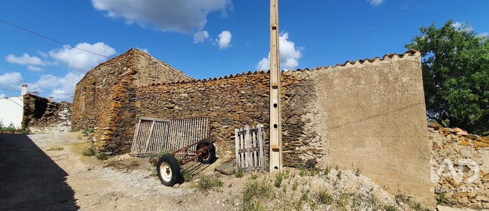 Terreno urbano em Alcoutim e Pereiro de 348 m²