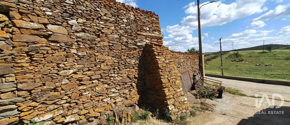 Terreno urbano em Alcoutim e Pereiro de 348 m²