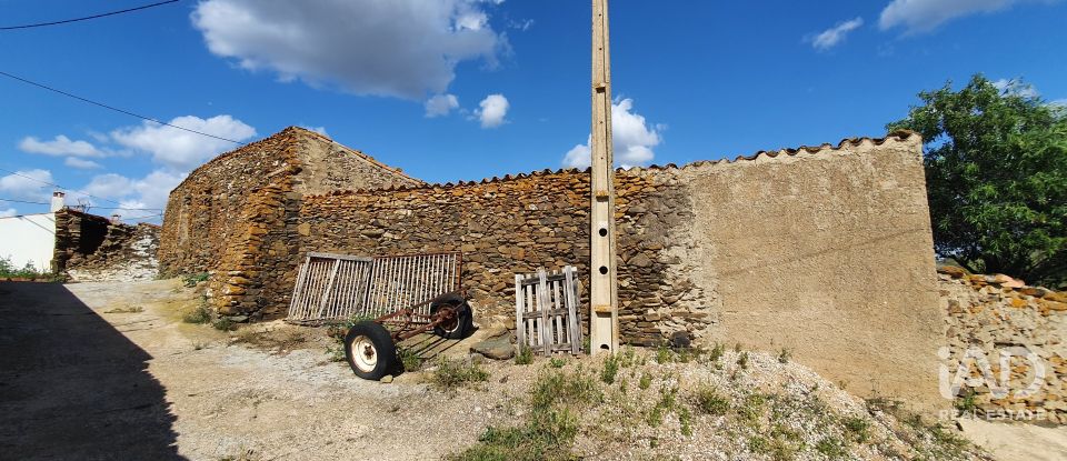 Terreno urbano em Alcoutim e Pereiro de 348 m²