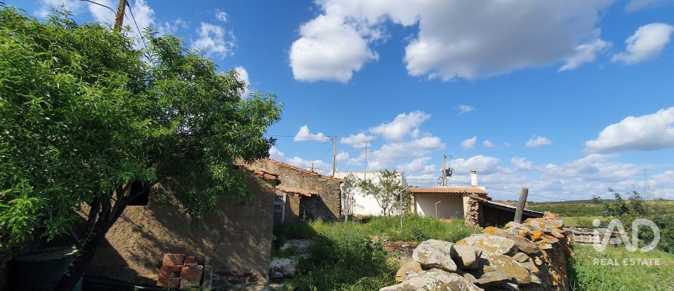 Terreno urbano em Alcoutim e Pereiro de 348 m²