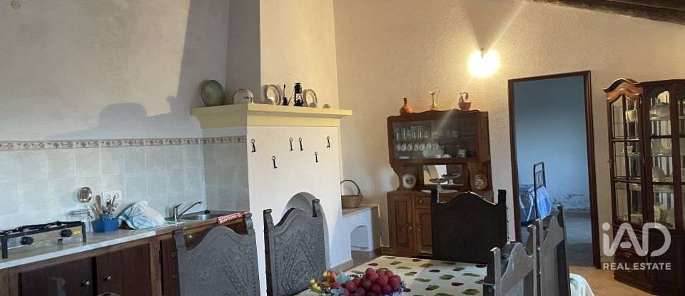 Casa T4 em Ameixial de 139 m²