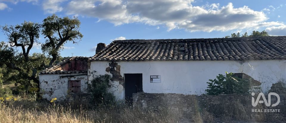 Casa T4 em Ameixial de 139 m²