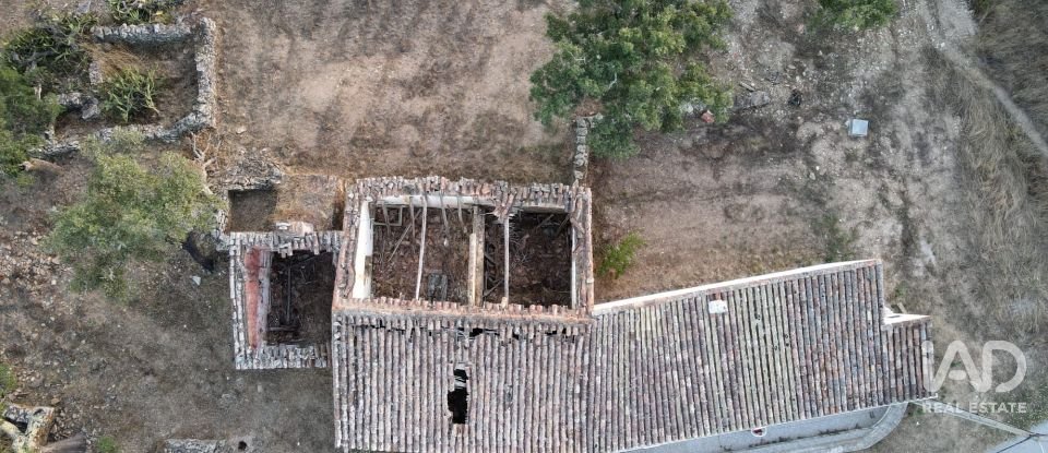 Casa T4 em Ameixial de 139 m²