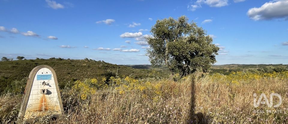 Casa T4 em Ameixial de 139 m²