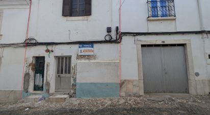 House T3 in Estremoz (Santa Maria e Santo André) of 152 m²