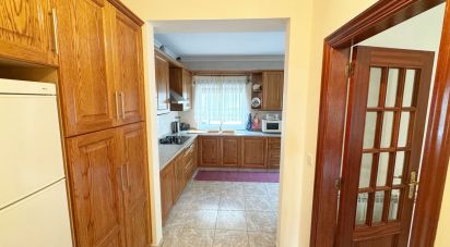 House T3 in Vila e Roussas of 207 m²