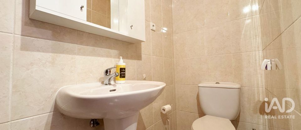 Moradia T3 em Vila e Roussas de 207 m²