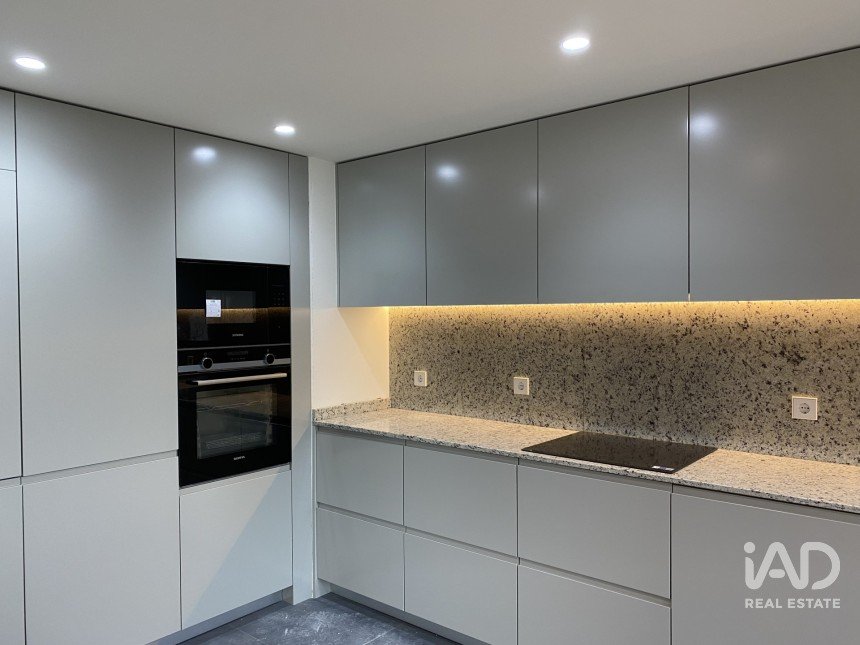 Apartamento T3 em Mafamude e Vilar do Paraíso de 142 m²