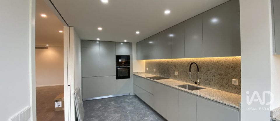 Apartamento T3 em Mafamude e Vilar do Paraíso de 142 m²