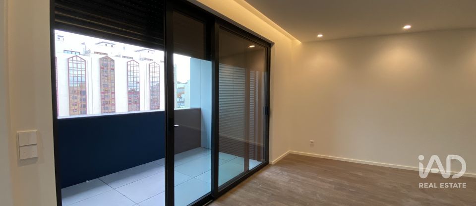 Apartamento T3 em Mafamude e Vilar do Paraíso de 142 m²