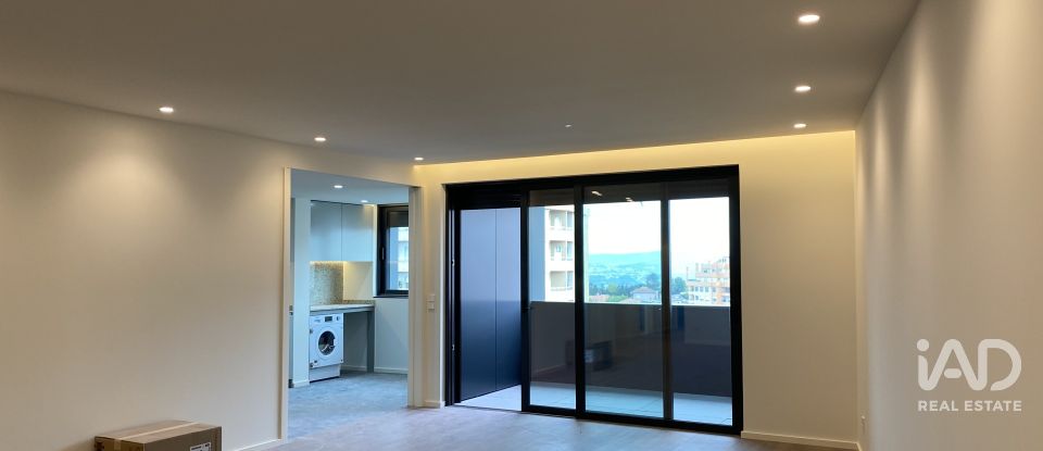 Apartamento T3 em Mafamude e Vilar do Paraíso de 142 m²