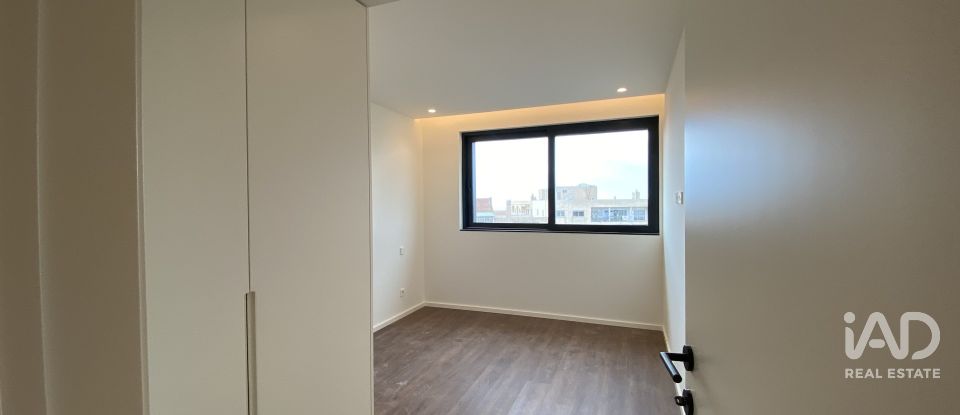 Apartamento T3 em Mafamude e Vilar do Paraíso de 142 m²