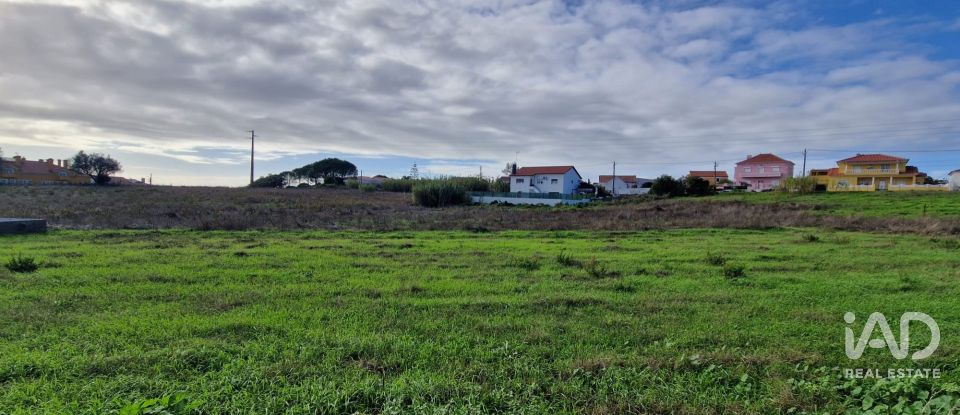 Terreno urbano em Malveira e São Miguel de Alcainça de 838 m²