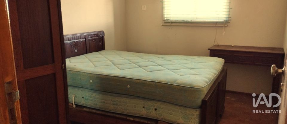 Moradia T3 em São João das Lampas e Terrugem de 215 m²