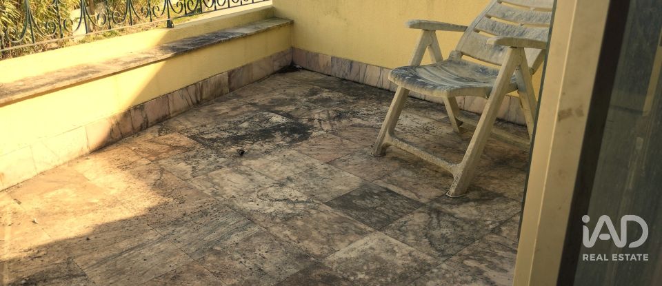 Moradia T3 em São João das Lampas e Terrugem de 215 m²