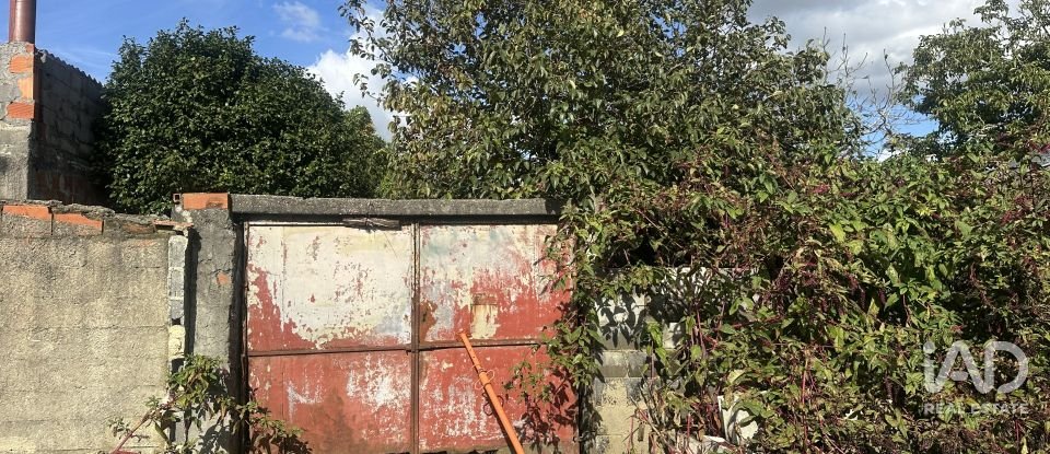 Moradia T2 em Oliveirinha de 143 m²