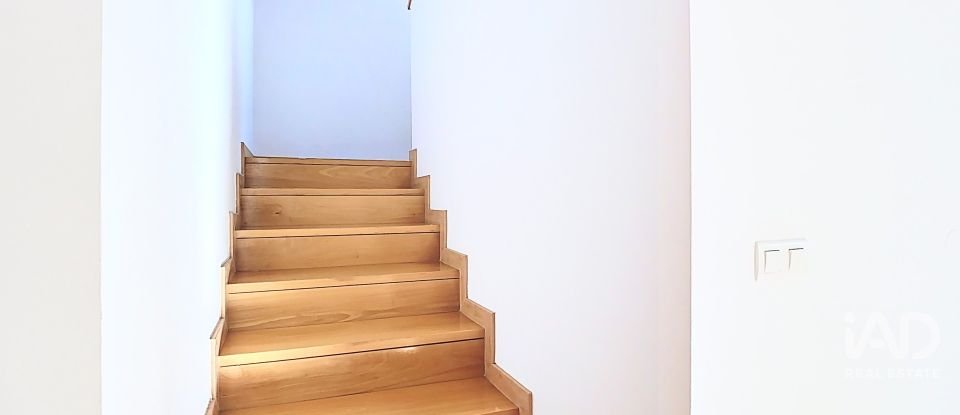 Moradia T3 em Quinta do Anjo de 200 m²