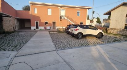 Maison T4 à Castêlo Da Maia de 265 m²