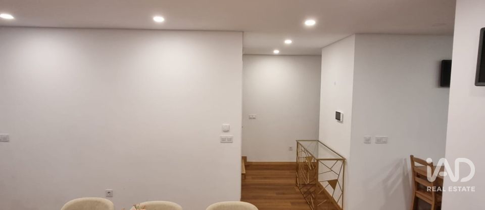 Moradia T4 em Castêlo Da Maia de 265 m²