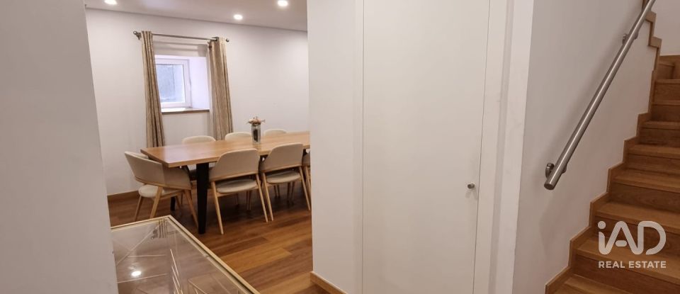 Moradia T4 em Castêlo Da Maia de 265 m²
