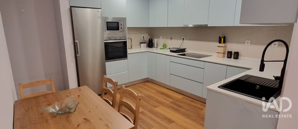 Moradia T4 em Castêlo Da Maia de 265 m²