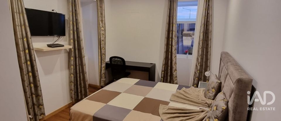 Moradia T4 em Castêlo Da Maia de 265 m²