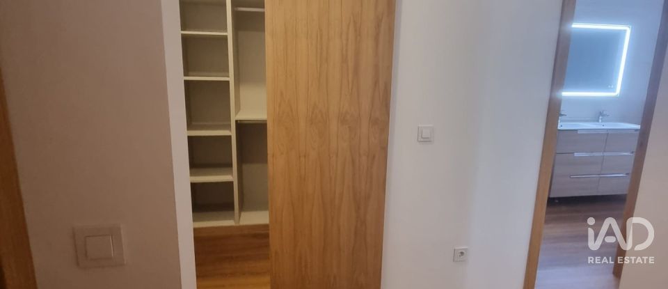 Moradia T4 em Castêlo Da Maia de 265 m²