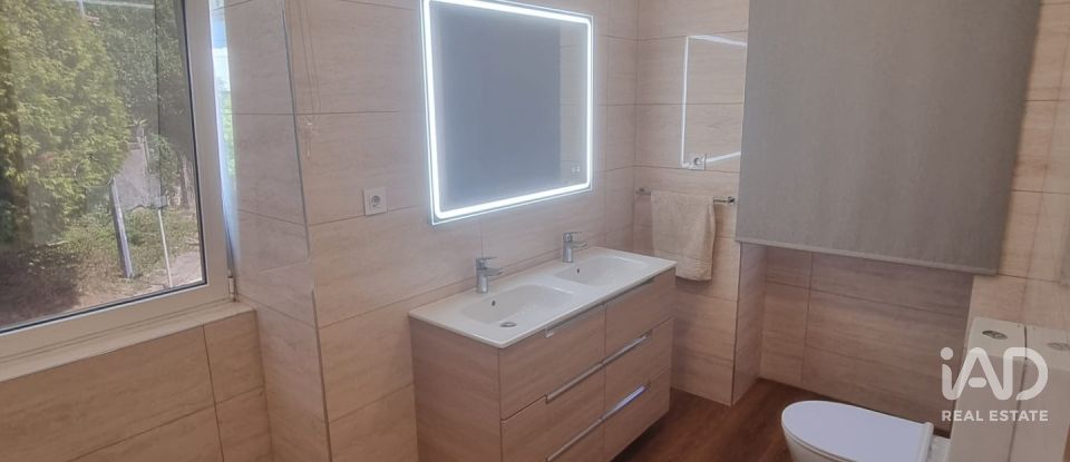 Moradia T4 em Castêlo Da Maia de 265 m²