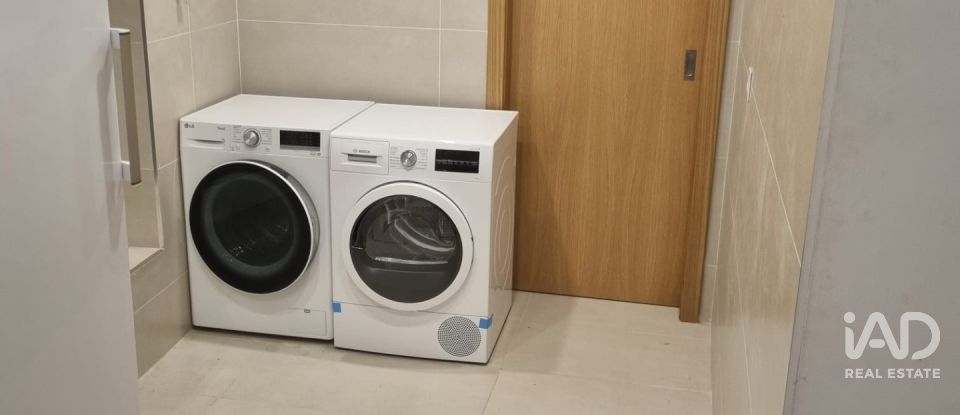 Moradia T4 em Castêlo Da Maia de 265 m²