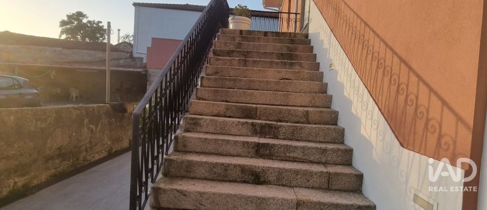 Moradia T4 em Castêlo Da Maia de 265 m²