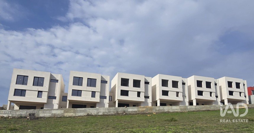 Moradia T4 em Mafra de 354 m²