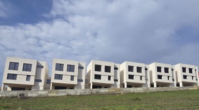 Maison T4 à Mafra de 354 m²