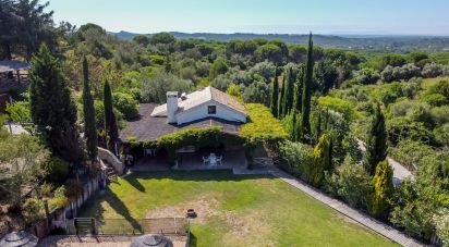 House T2 in Sesimbra (Castelo) of 178 m²