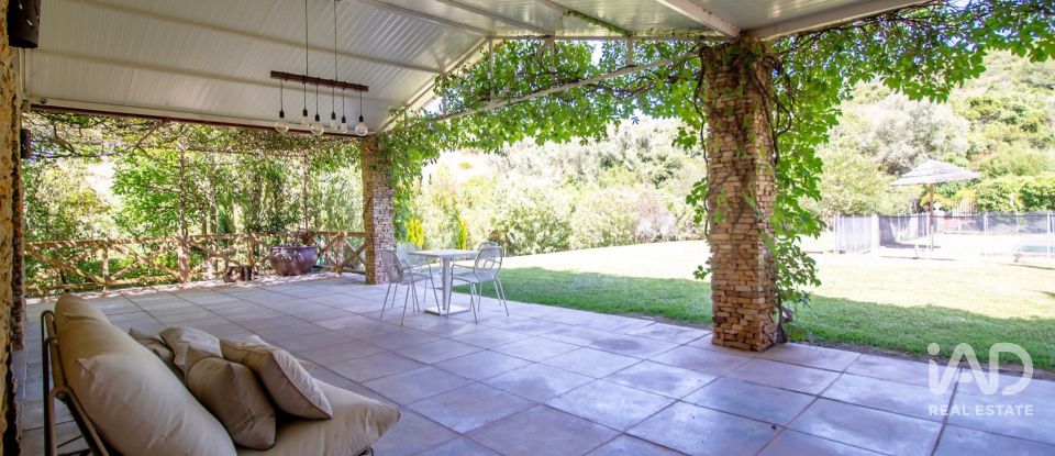 Moradia T2 em Sesimbra (Castelo) de 178 m²