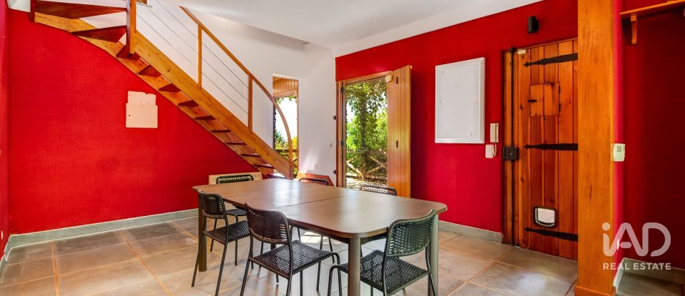 Moradia T2 em Sesimbra (Castelo) de 178 m²