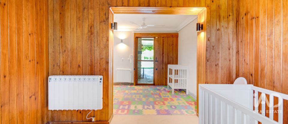 Moradia T2 em Sesimbra (Castelo) de 178 m²