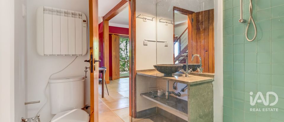 Moradia T2 em Sesimbra (Castelo) de 178 m²