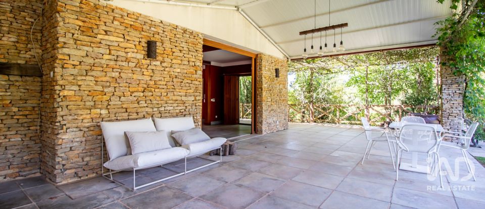 Moradia T2 em Sesimbra (Castelo) de 178 m²