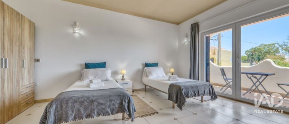 House T7 in Porches of 421 m²