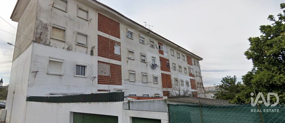 Apartamento T2 em Pontinha e Famões de 48 m²