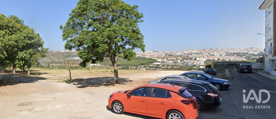 Apartamento T2 em Pontinha e Famões de 48 m²