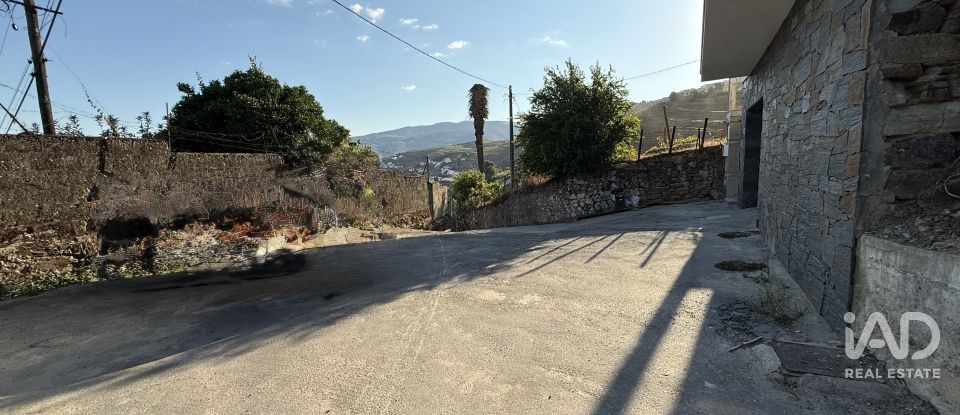 Terreno misto em Peso da Régua e Godim de 525 m²