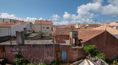 Maison T0 à Vieira de Leiria de 179 m²