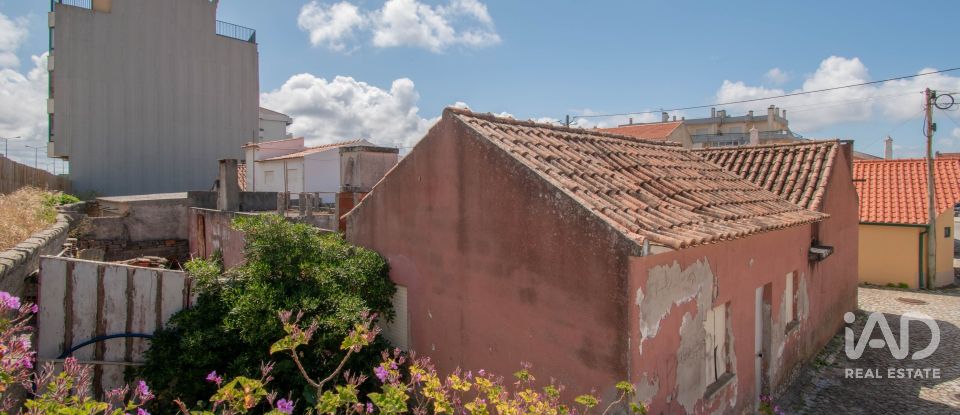 Moradia T0 em Vieira de Leiria de 179 m²