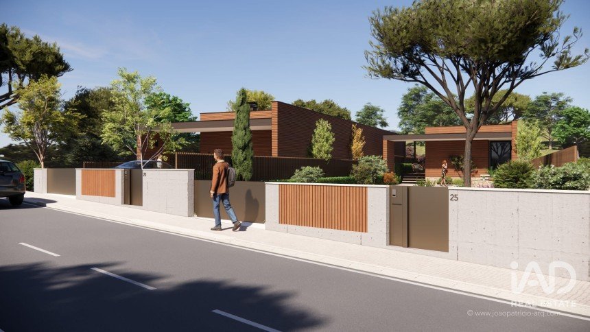 Terreno em Porto de Mós - São João Baptista e São Pedro de 2 800 m²